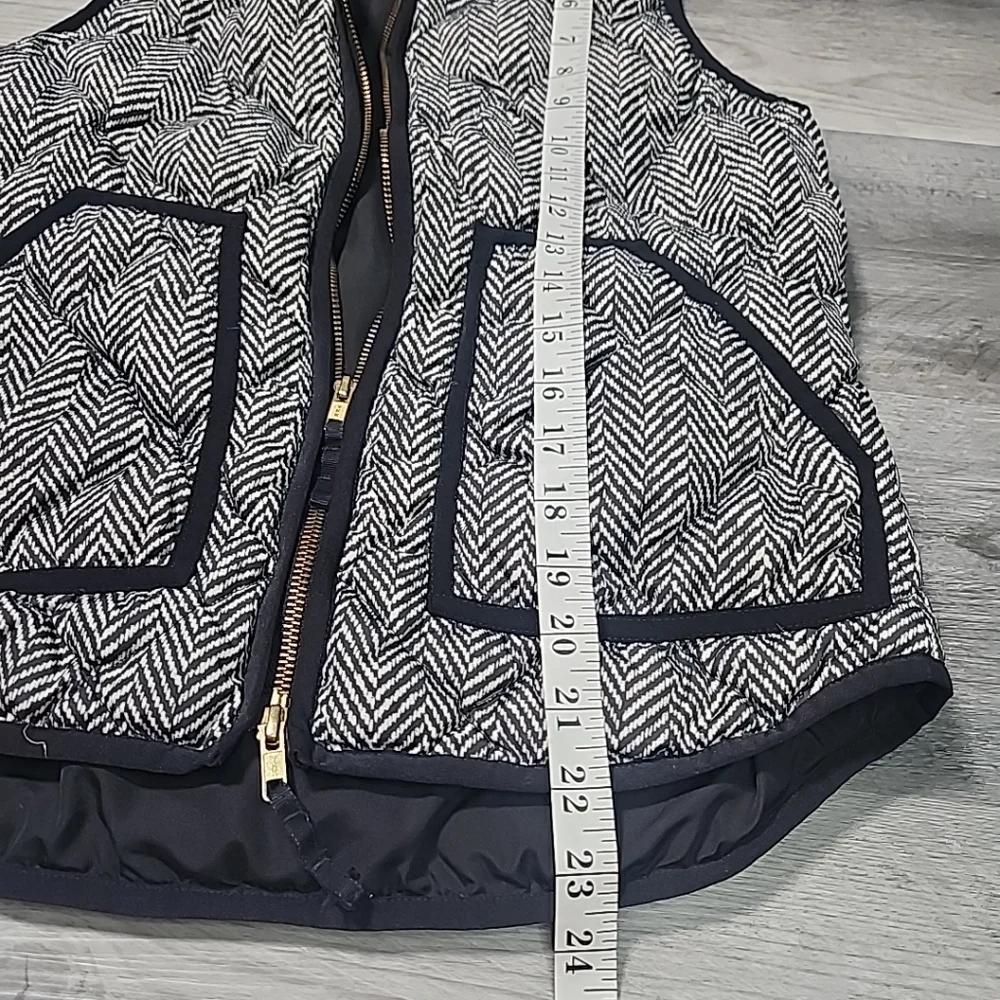J. Crew Down Quilted Puffer Vest Womens XSmall Herringbone Black Cream - Picture 6 of 8